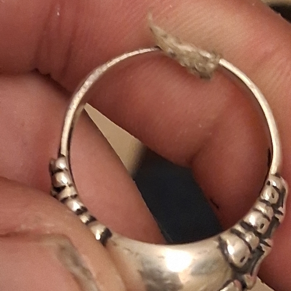 Silver Skull Ring with Red Gemstone Eye - Picture 6 of 6